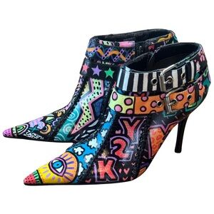 One-of-One Hand Painted Y2K Pop Art Heels